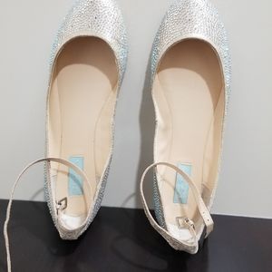Women ballerina flats